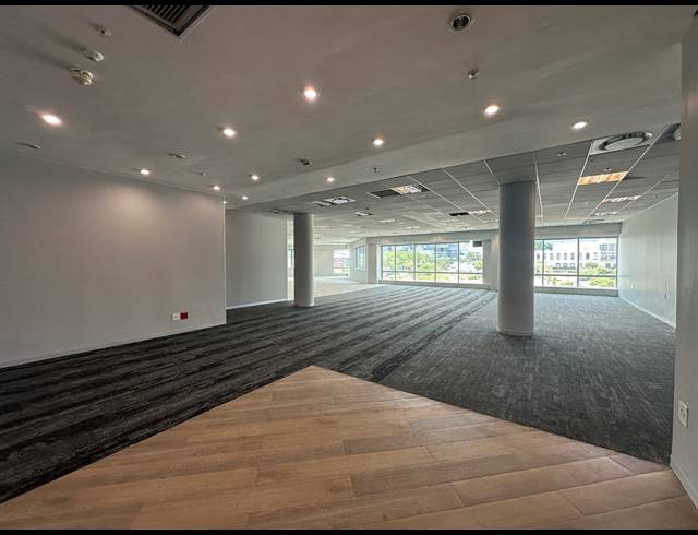 834M² OFFICE TO LET IN SANDTON CENTRAL